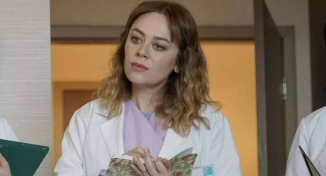 Bahar dizisinin ‘Bahar’ı Demet Evgar'ın erkek kardeşi de oyuncu çıktı! Hatta aynı dizide oynamışlar - Resim: 11